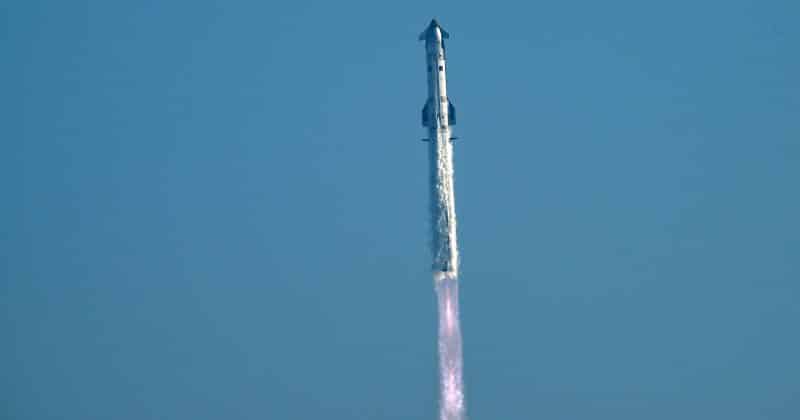 SpaceX joins wave of mega fundraises that could reshape tech and crypto markets