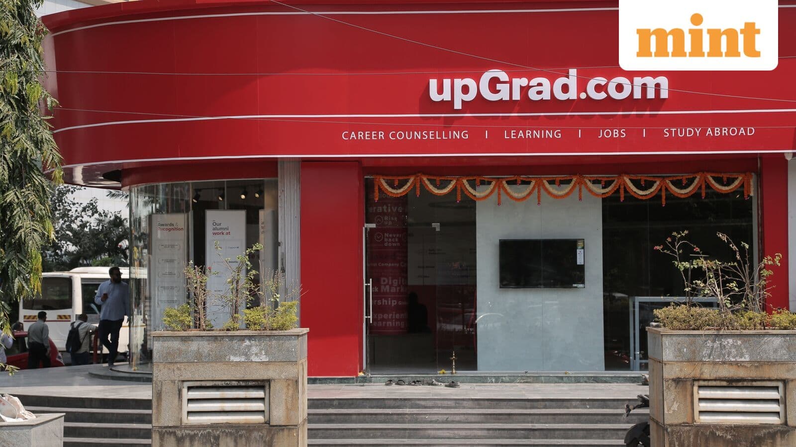 upGrad sees senior exits amid Unacademy integration, IPO plans